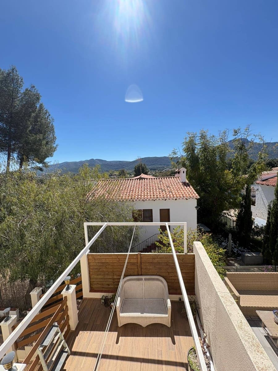 Villa/Maison Mitoyenne de 3 chambres à louer à Alcalali / Alcanali avec piscine - 950 € (Ref: 9738492)