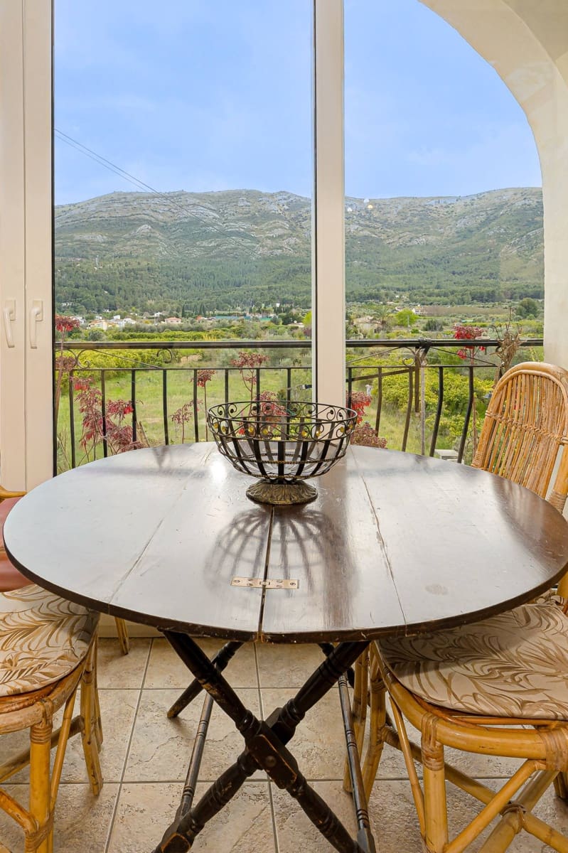 4 bedroom Villa for sale in Parcent with pool - € 450,000 (Ref: 9741707)