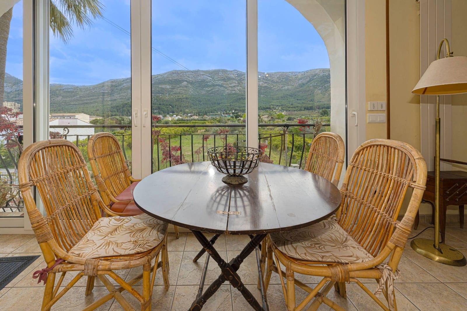 4 bedroom Villa for sale in Parcent with pool - € 450,000 (Ref: 9741707)