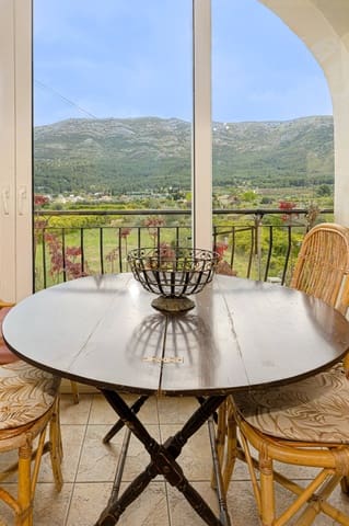 4 Zimmer Villa zu verkaufen in Parcent mit Pool - 450.000 € (Ref: 9741707)