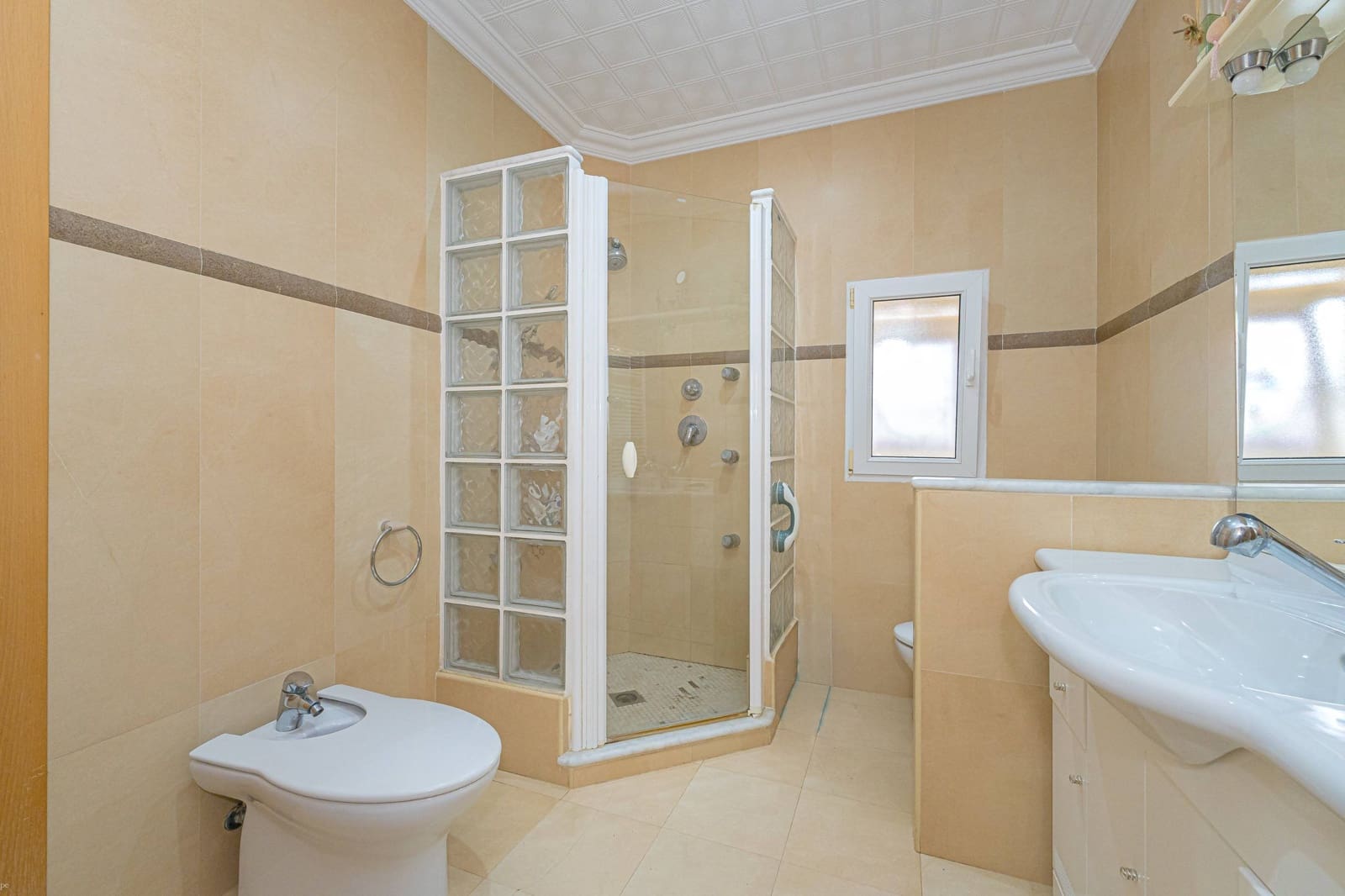 4 soverom Villa til salgs i Parcent med svømmebasseng garasje - € 450 000 (Ref: 9741707)