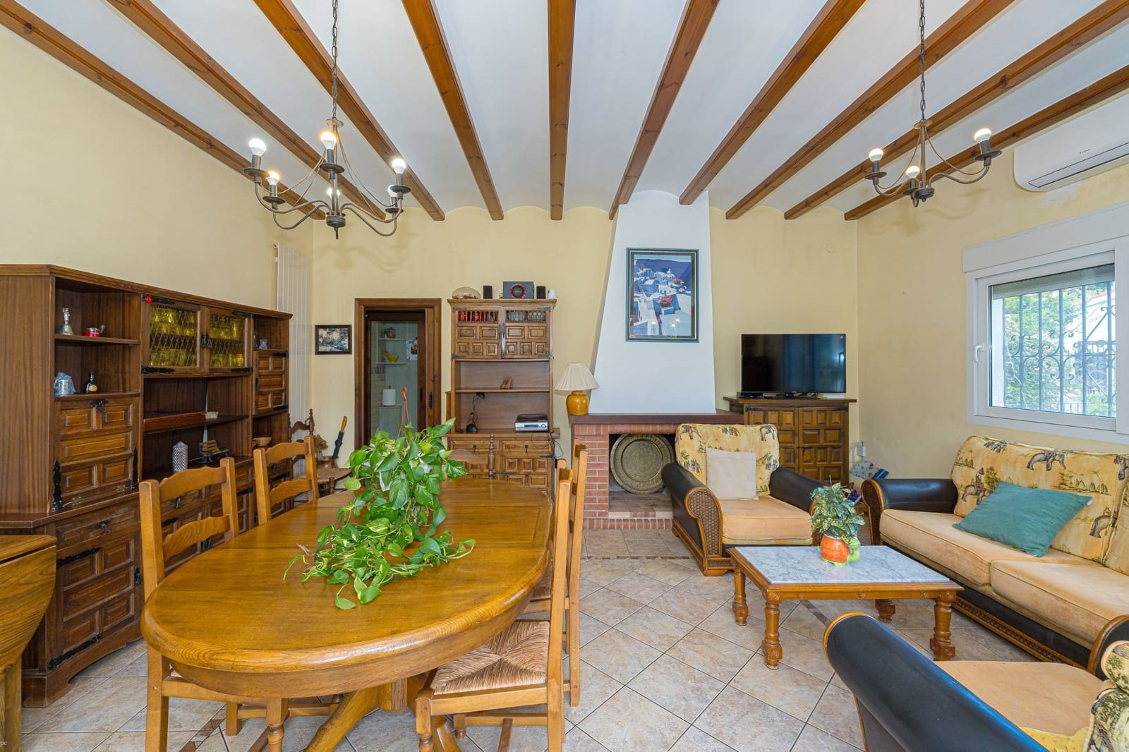 4 soverom Villa til salgs i Parcent med svømmebasseng garasje - € 450 000 (Ref: 9741707)