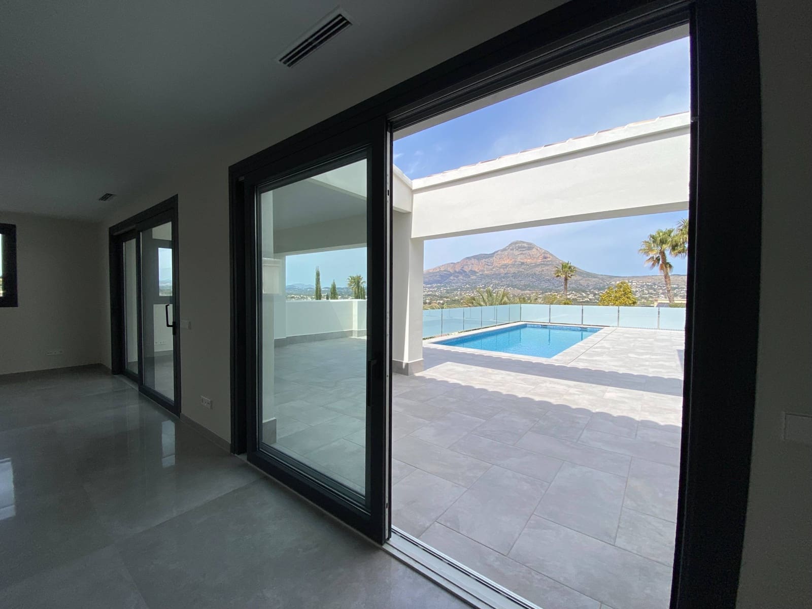 3 Zimmer Villa zu verkaufen in Javea / Xabia mit Pool - 1.190.000 € (Ref: 9751940)