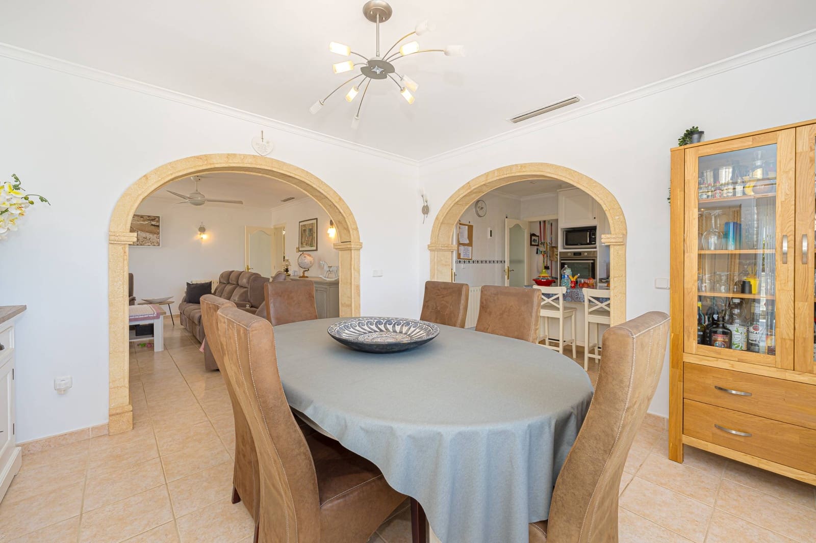 Chalet de 3 habitaciones en Benitachell / Benitatxell en venta con piscina - 649.000 € (Ref: 9761933)
