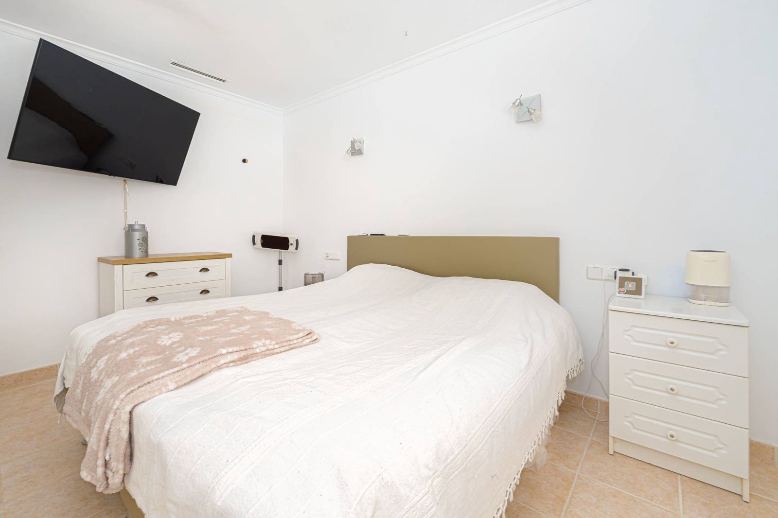 Chalet de 3 habitaciones en Benitachell / Benitatxell en venta con piscina - 649.000 € (Ref: 9761933)