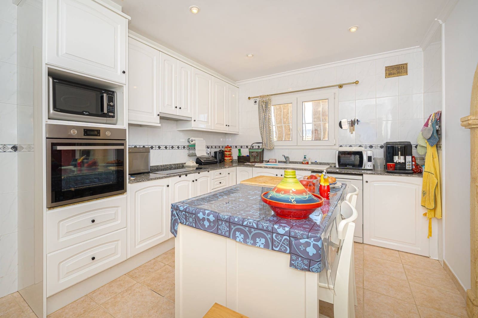 Chalet de 3 habitaciones en Benitachell / Benitatxell en venta con piscina - 649.000 € (Ref: 9761933)