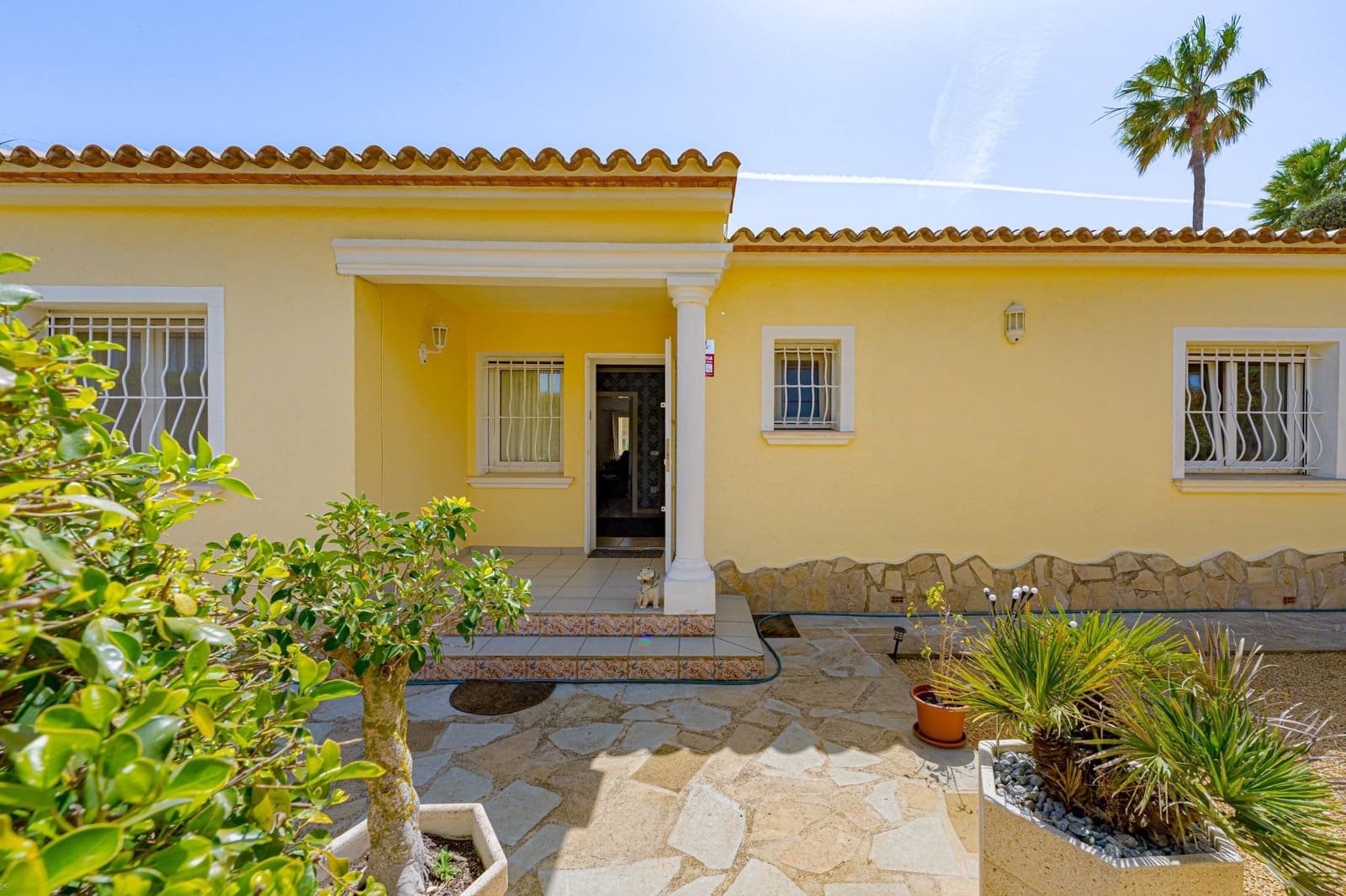 Chalet de 3 habitaciones en Benitachell / Benitatxell en venta con piscina - 649.000 € (Ref: 9761933)