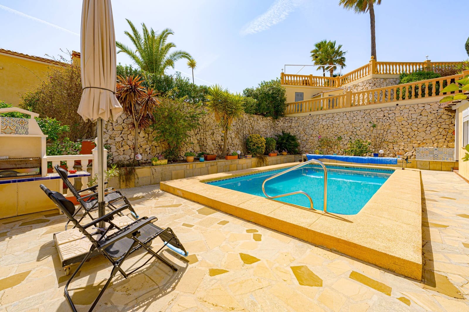 Chalet de 3 habitaciones en Benitachell / Benitatxell en venta con piscina - 649.000 € (Ref: 9761933)