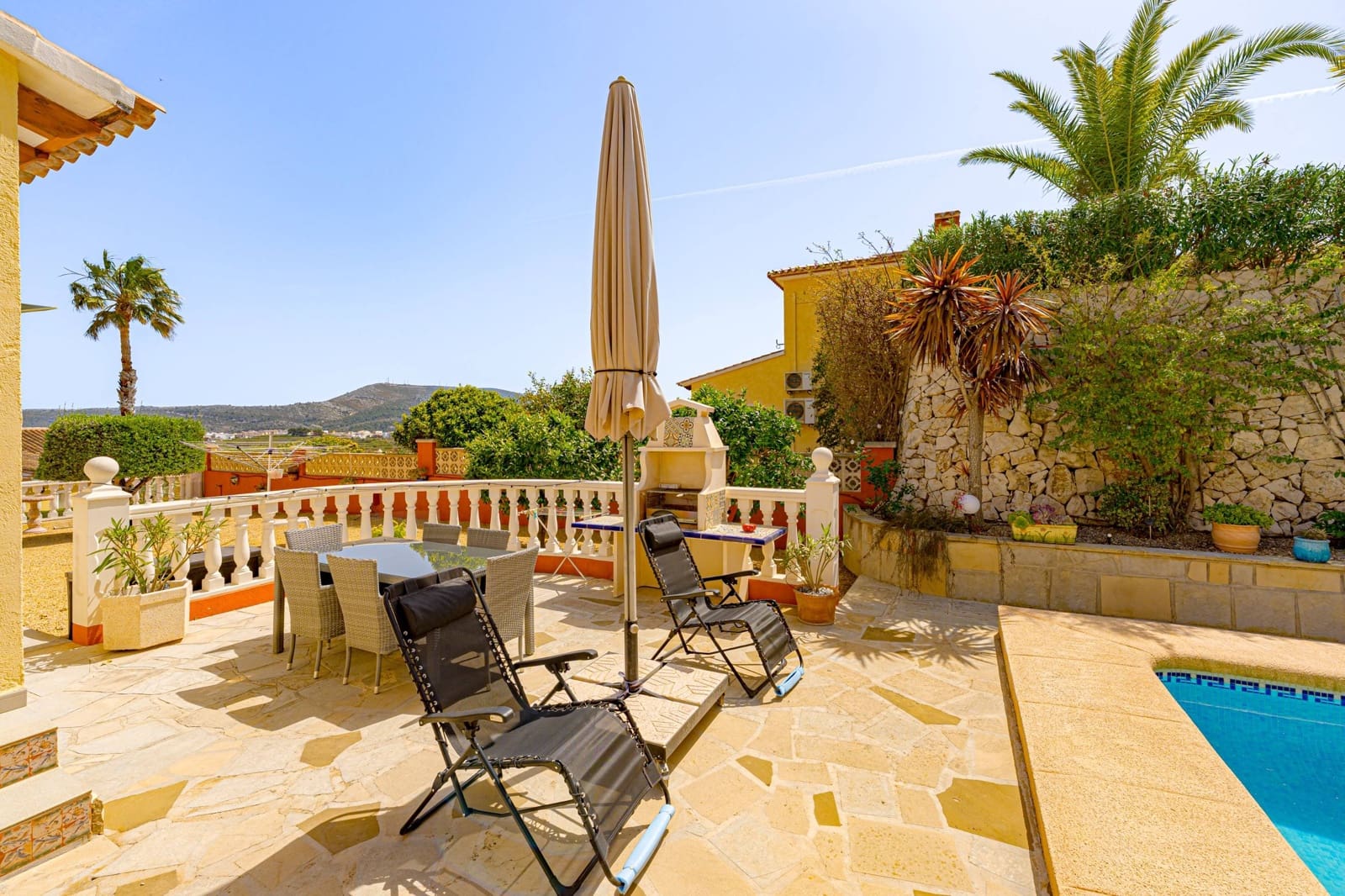 Chalet de 3 habitaciones en Benitachell / Benitatxell en venta con piscina - 649.000 € (Ref: 9761933)