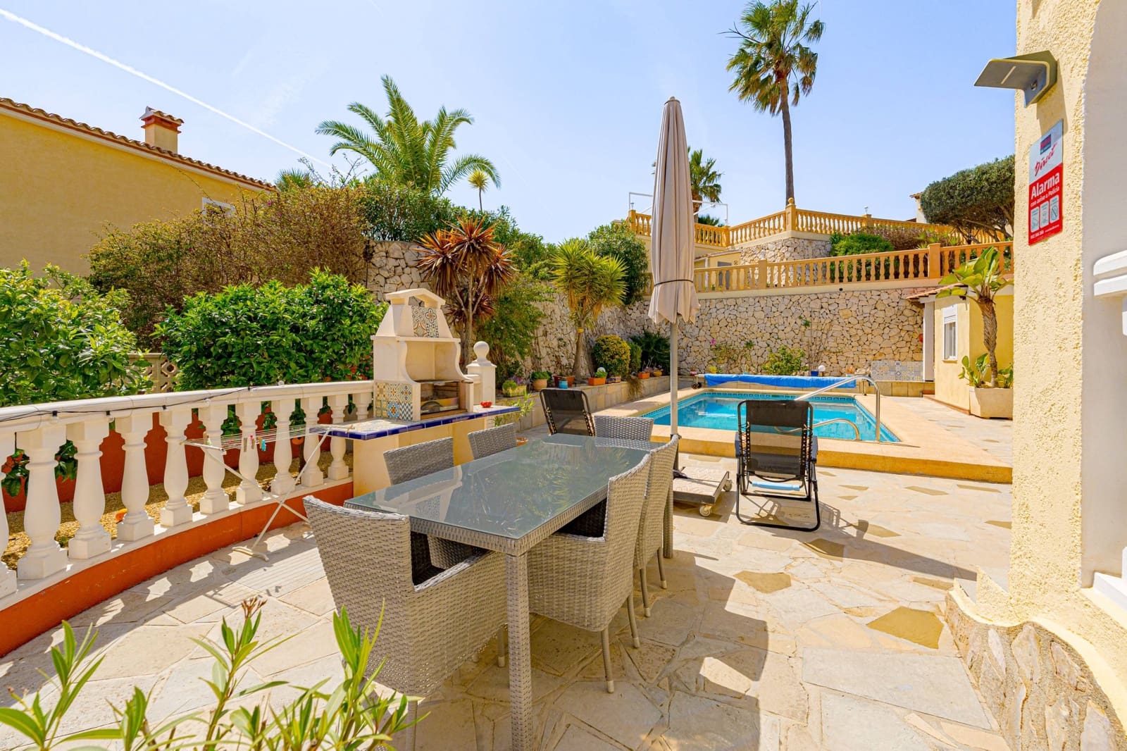 Chalet de 3 habitaciones en Benitachell / Benitatxell en venta con piscina - 649.000 € (Ref: 9761933)