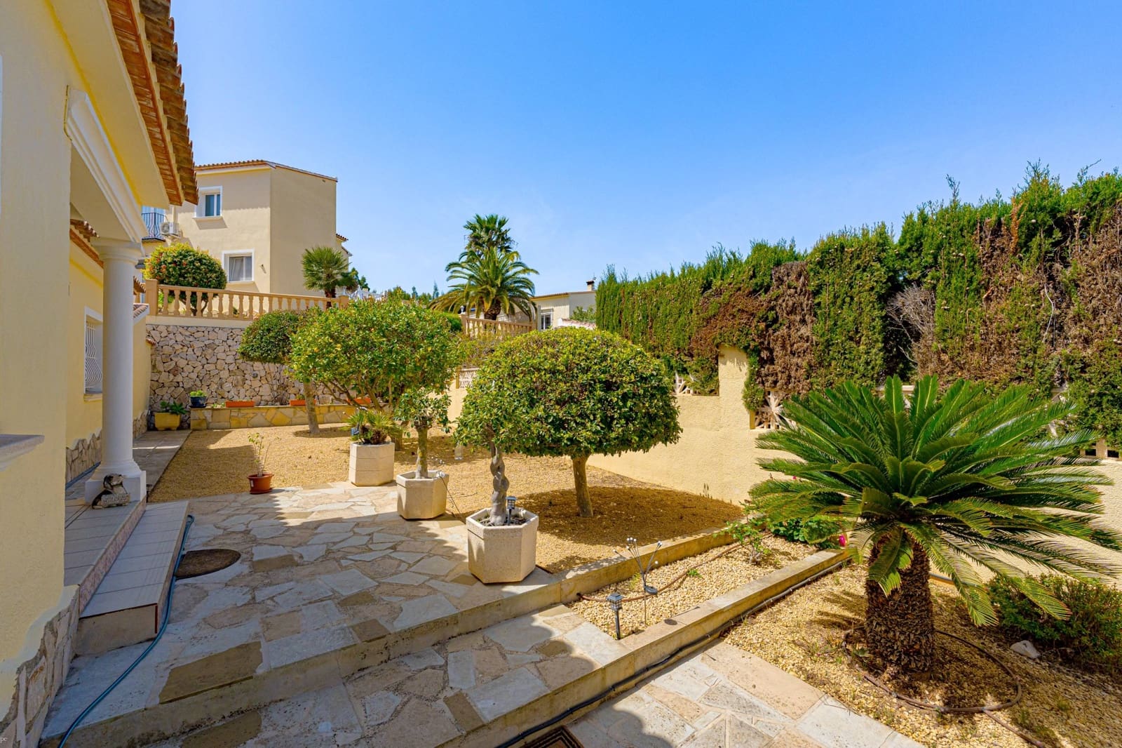 Chalet de 3 habitaciones en Benitachell / Benitatxell en venta con piscina - 649.000 € (Ref: 9761933)
