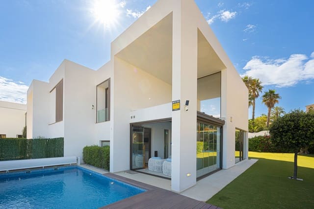 4 quarto Moradia para venda em Moraira, Teulada-Moraira com piscina garagem - 1 450 000 € (Ref: 9778069)