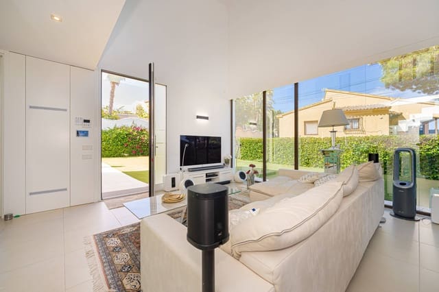4 quarto Moradia para venda em Moraira, Teulada-Moraira com piscina garagem - 1 450 000 € (Ref: 9778069)
