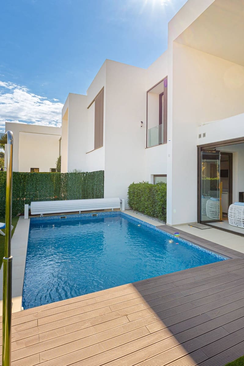 4 quarto Moradia para venda em Moraira com piscina garagem - 1 450 000 € (Ref: 9778069)