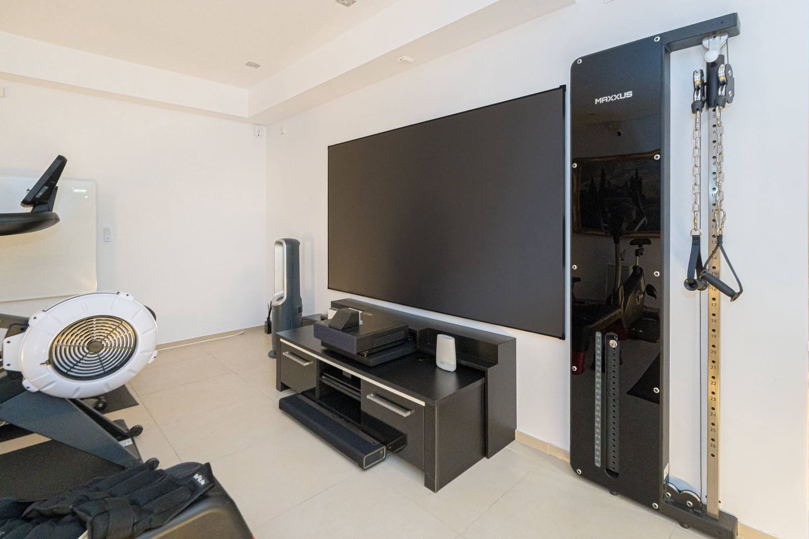 4 quarto Moradia para venda em Moraira com piscina garagem - 1 450 000 € (Ref: 9778069)