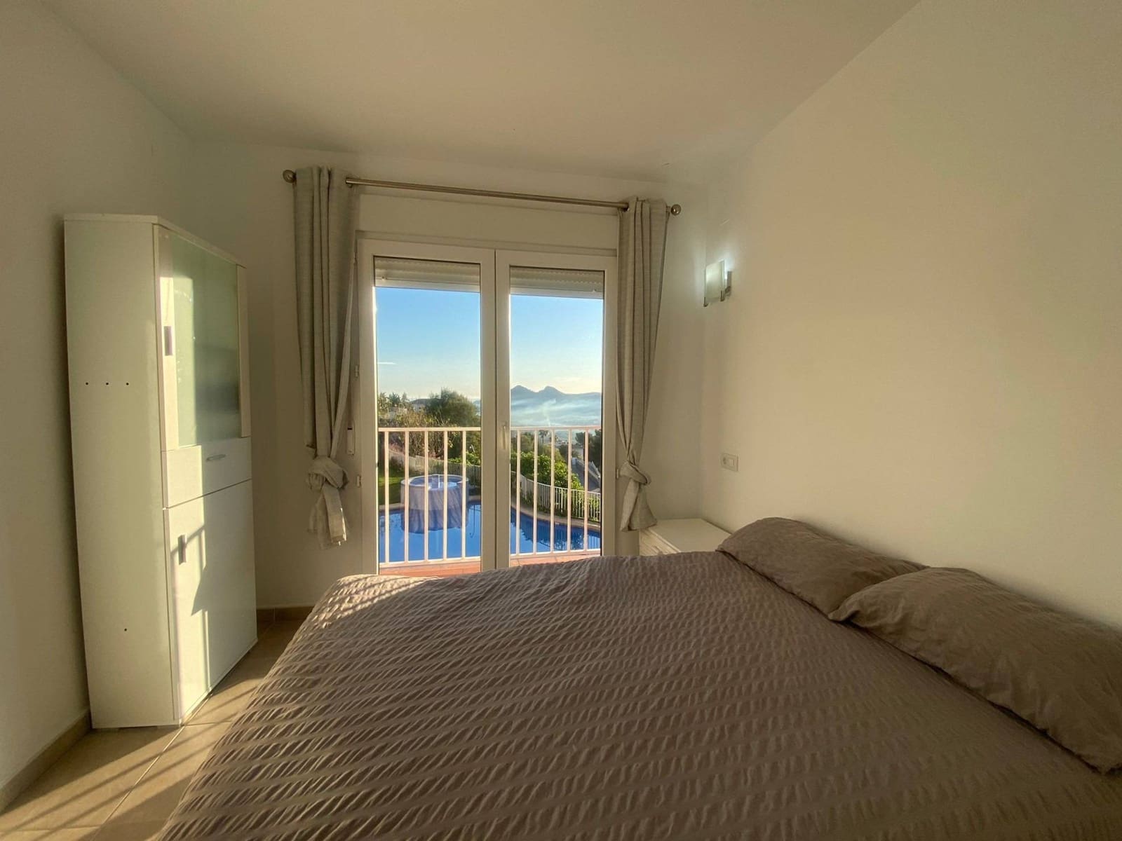 3 makuuhuone Rivitalo myytävänä paikassa Monte Solana mukana uima-altaan - 249 500 € (Ref: 9797044)