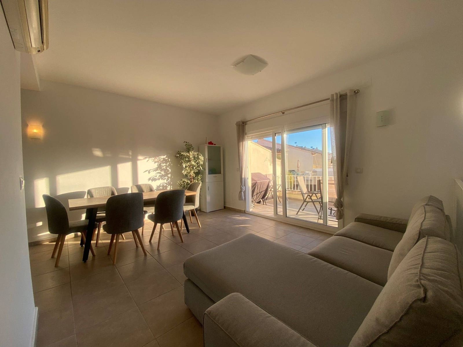 3 makuuhuone Rivitalo myytävänä paikassa Monte Solana mukana uima-altaan - 249 500 € (Ref: 9797044)