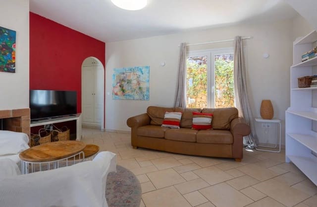 3 chambre Villa/Maison à vendre à Javea / Xàbia avec piscine - 625 000 € (Ref: 9829043)