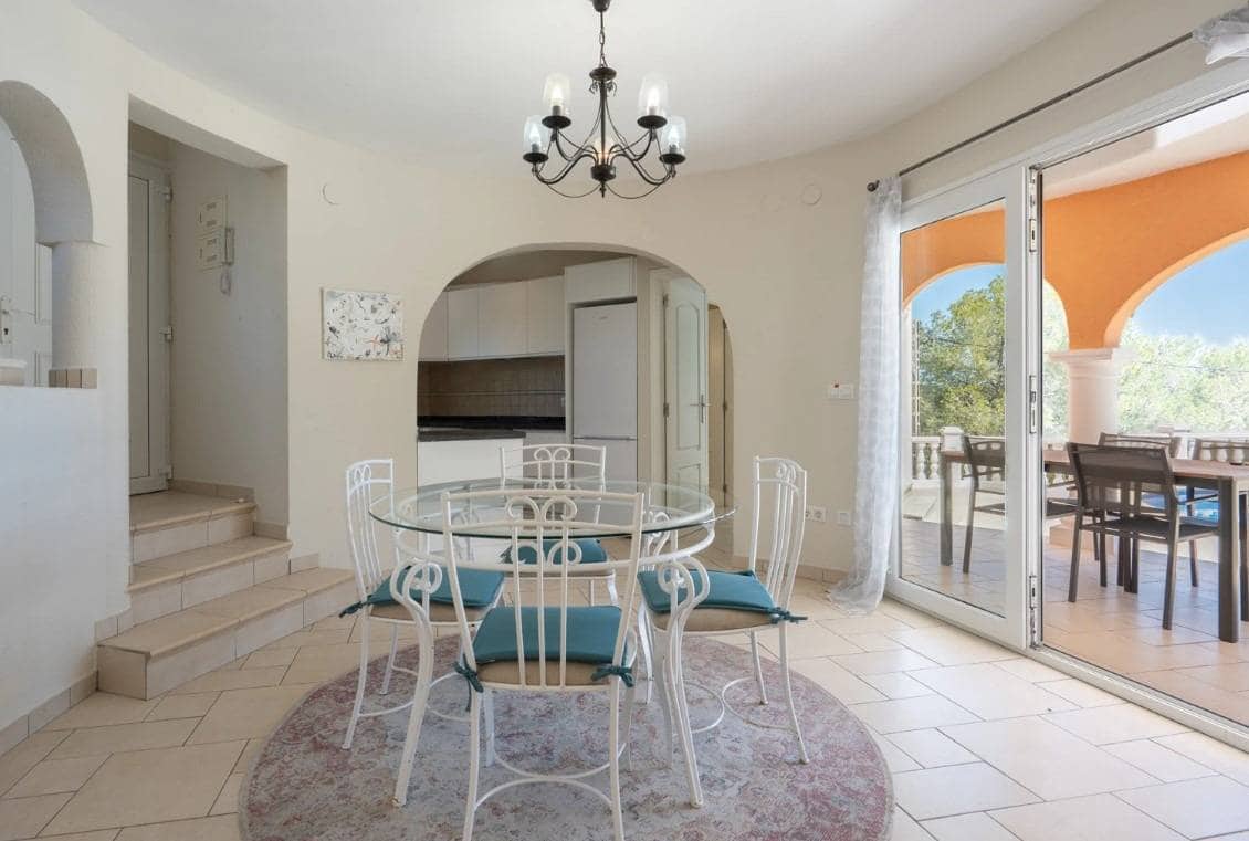 3 bedroom Villa for sale in Javea / Xabia with pool - € 625,000 (Ref: 9829043)