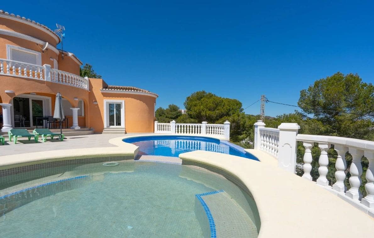 3 bedroom Villa for sale in Javea / Xabia with pool - € 625,000 (Ref: 9829043)