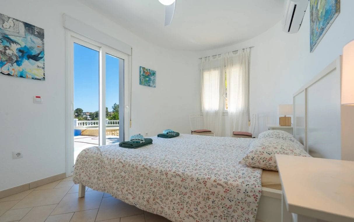 3 bedroom Villa for sale in Javea / Xabia with pool - € 625,000 (Ref: 9829043)