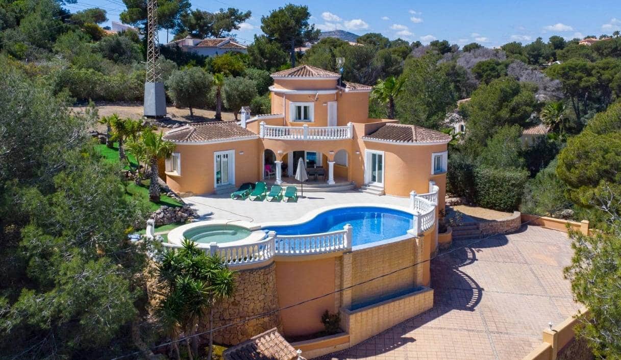 3 bedroom Villa for sale in Javea / Xabia with pool - € 625,000 (Ref: 9829043)