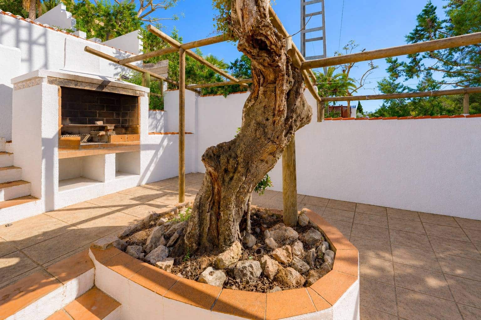 5 soveværelse Villa til salg i Javea / Xabia med swimmingpool - € 549.000 (Ref: 9855394)