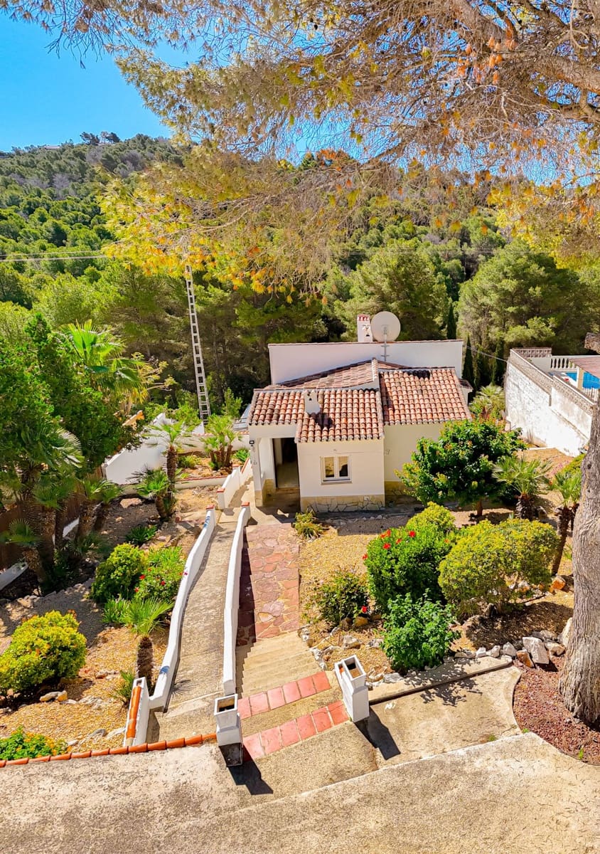 5 soveværelse Villa til salg i Javea / Xabia med swimmingpool - € 549.000 (Ref: 9855394)