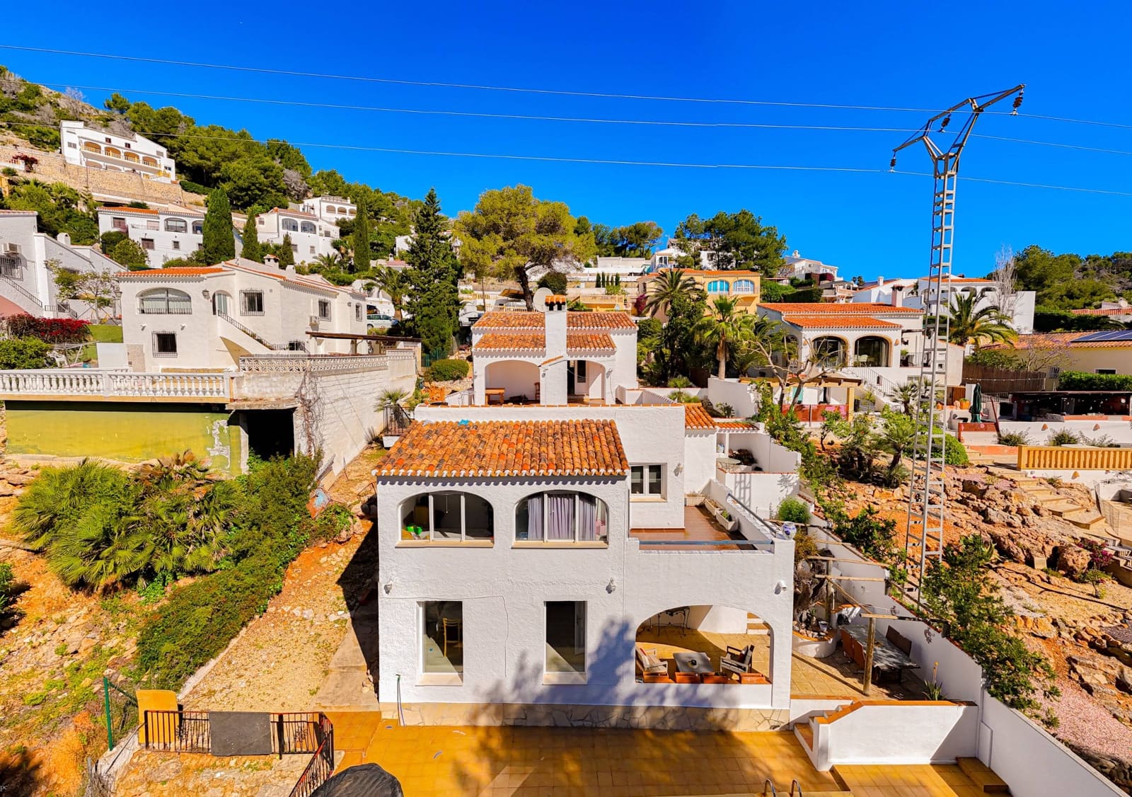 5 soveværelse Villa til salg i Javea / Xabia med swimmingpool - € 549.000 (Ref: 9855394)