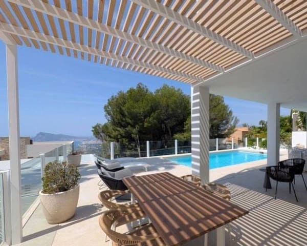 3 slaapkamer Villa te koop in Altea met zwembad garage - € 1.650.000 (Ref: 9873441)