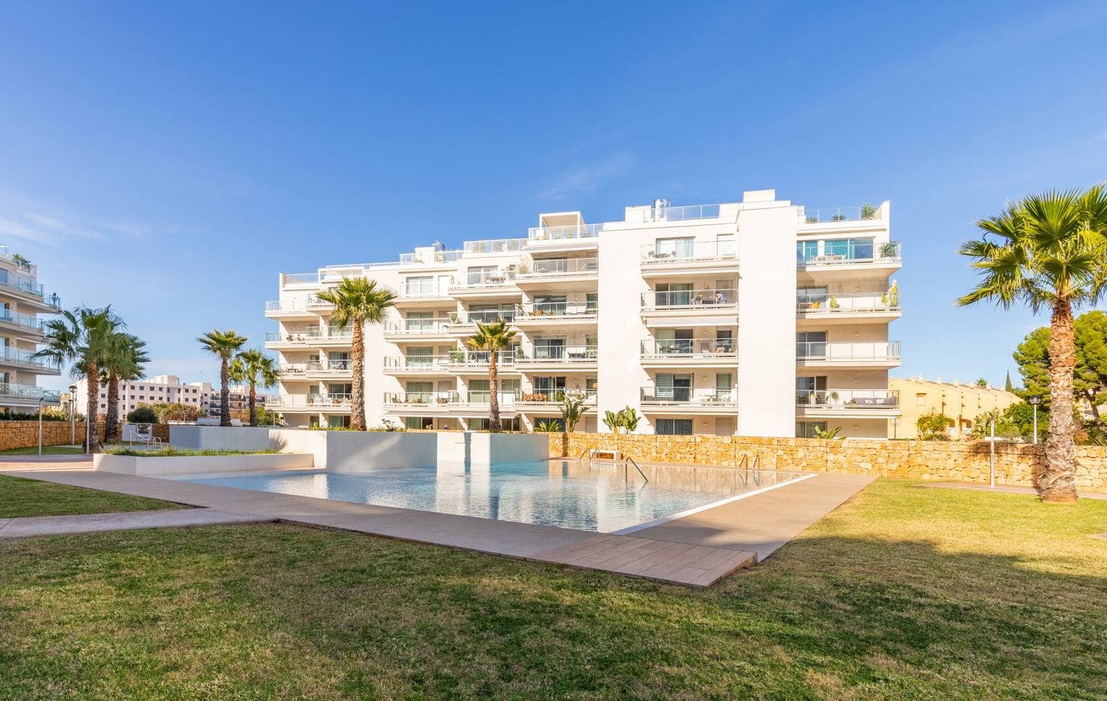2 soveværelse Penthouse til salg i Denia med swimmingpool - € 445.000 (Ref: 9873442)
