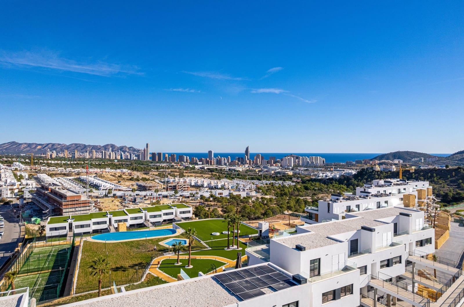 3 soveværelse Penthouse til salg i Finestrat med swimmingpool garage - € 480.000 (Ref: 9876353)