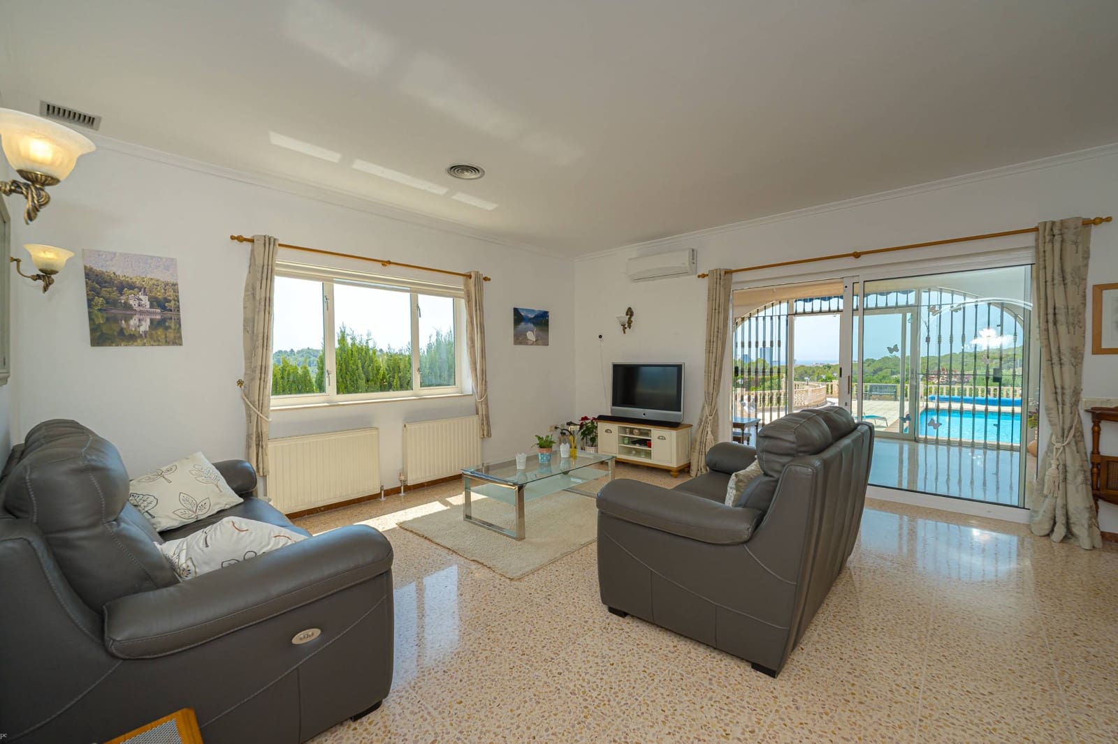 3 soverom Villa til salgs i Calpe / Calp med svømmebasseng garasje - € 725 000 (Ref: 9881894)