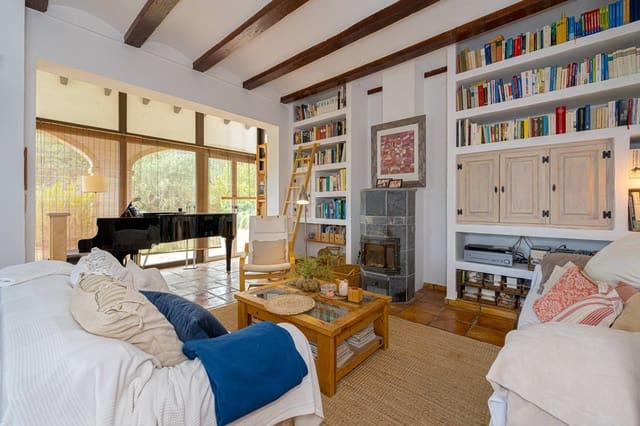 4 chambre Villa/Maison à vendre à Jalón / Xaló avec piscine garage - 879 000 € (Ref: 9881895)