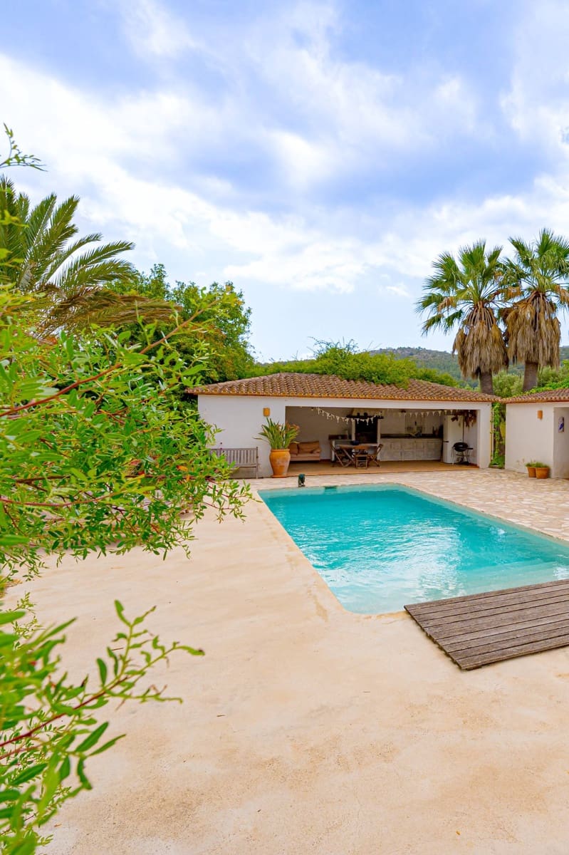 4 chambre Villa/Maison à vendre à Jalon / Xalo avec piscine garage - 879 000 € (Ref: 9881895)