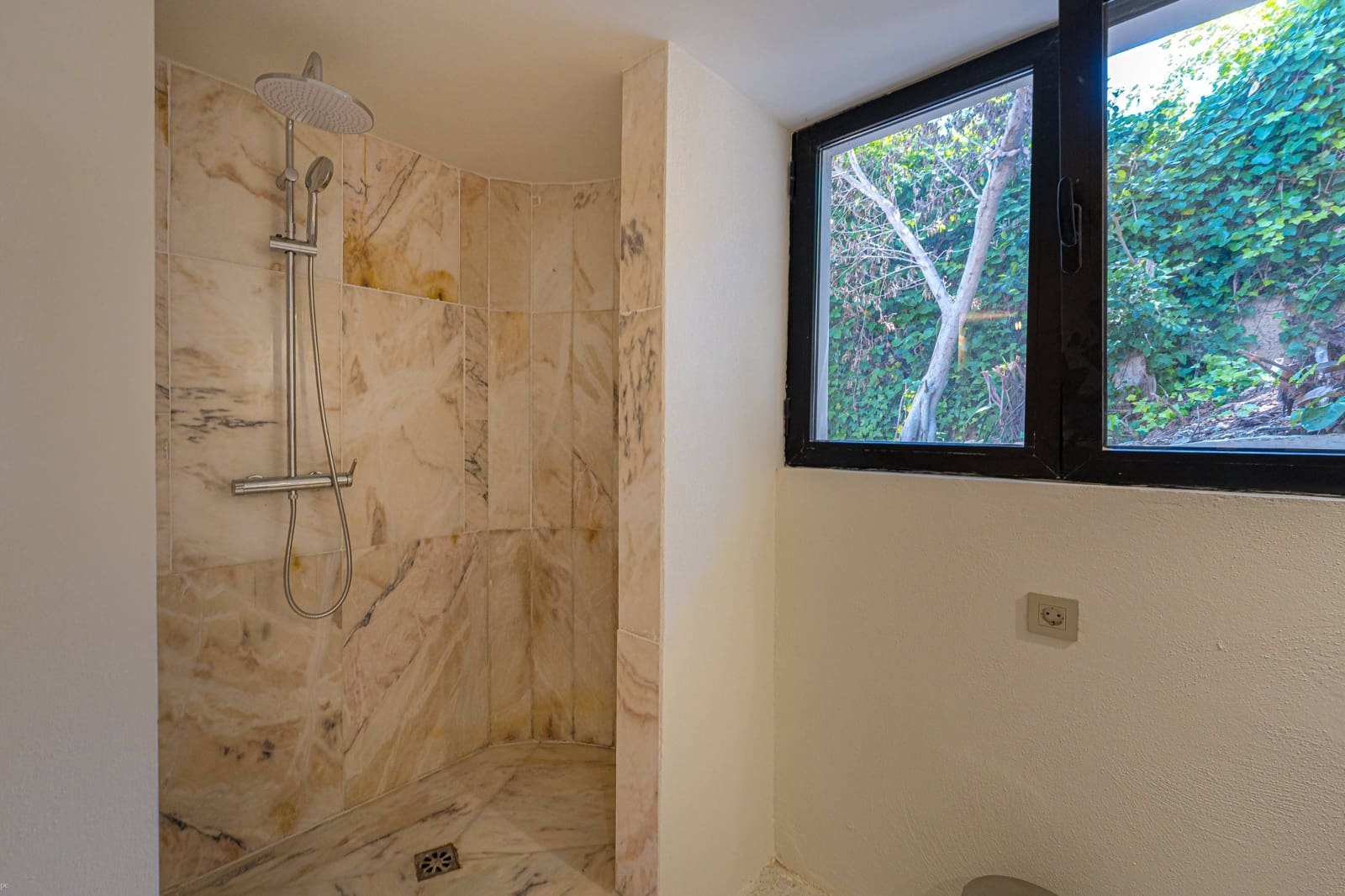 Chalet de 7 habitaciones en Javea / Xàbia en venta con piscina garaje - 2.900.000 € (Ref: 9892283)