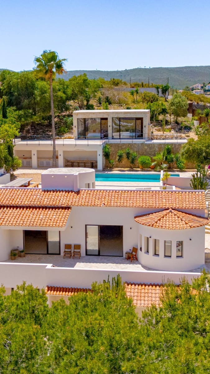 Chalet de 7 habitaciones en Javea / Xàbia en venta con piscina garaje - 2.900.000 € (Ref: 9892283)