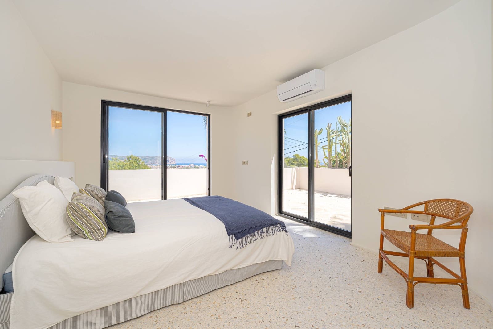 Chalet de 7 habitaciones en Javea / Xàbia en venta con piscina garaje - 2.900.000 € (Ref: 9892283)