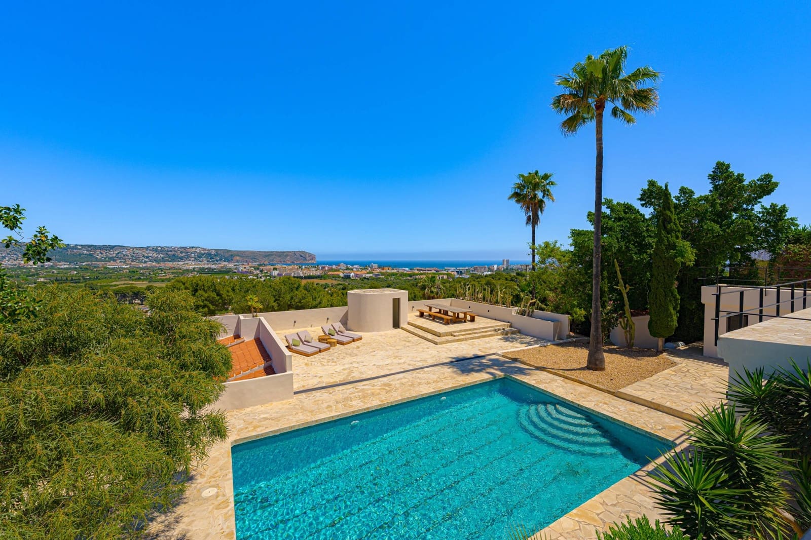 Chalet de 7 habitaciones en Javea / Xàbia en venta con piscina garaje - 2.900.000 € (Ref: 9892283)