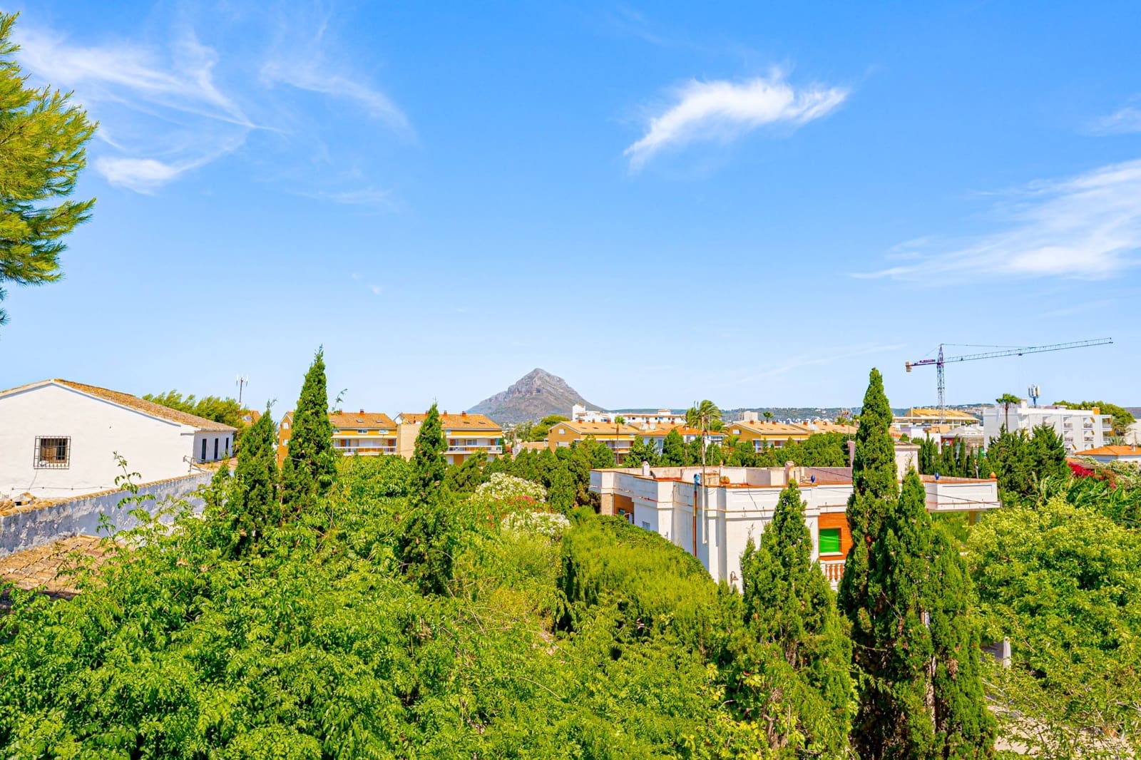 2 bedroom Flat for sale in Javea / Xabia with garage - € 380,000 (Ref: 9949737)