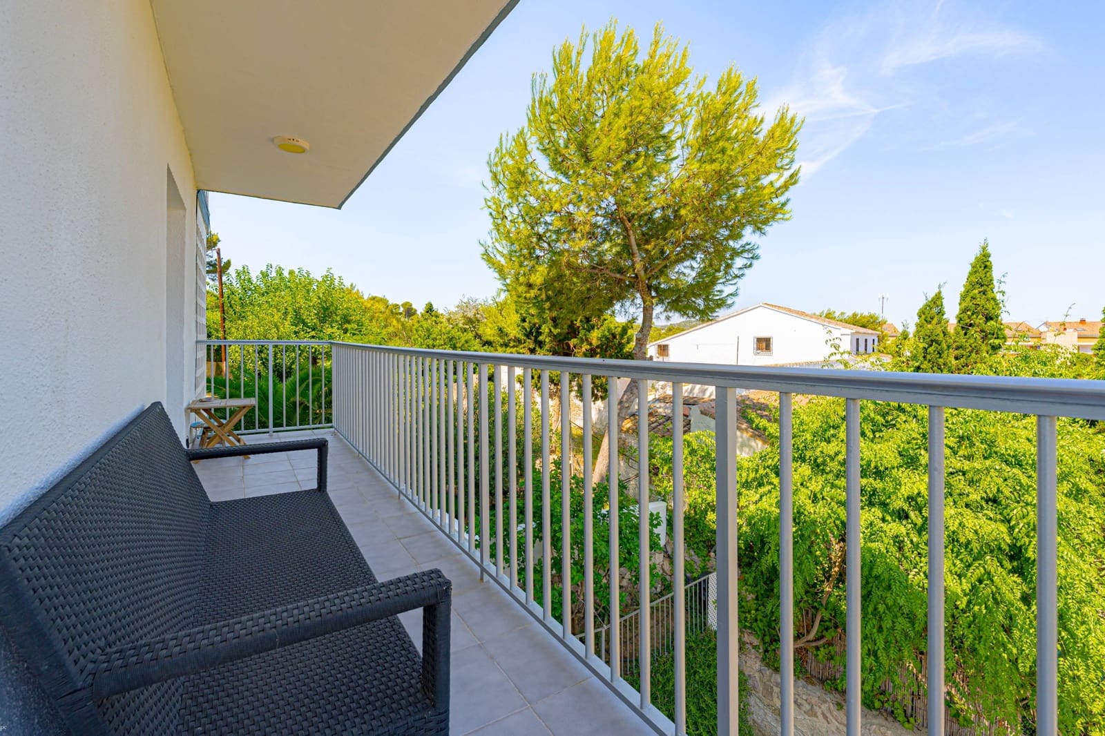 2 bedroom Flat for sale in Javea / Xabia with garage - € 380,000 (Ref: 9949737)