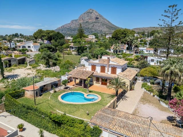 3 soverom Villa til salgs i Javea / Xàbia med svømmebasseng garasje - € 1 275 000 (Ref: 9965247)