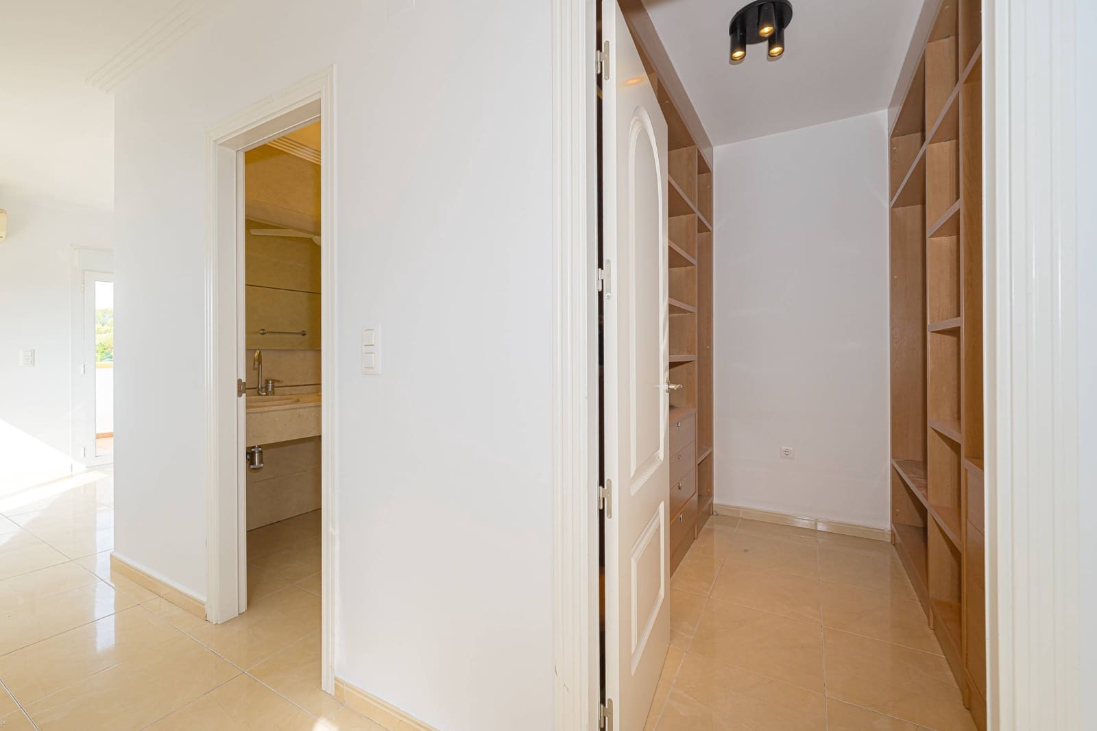 5 soverom Villa til salgs i Beniarbeig med svømmebasseng garasje - € 849 000 (Ref: 9977284)