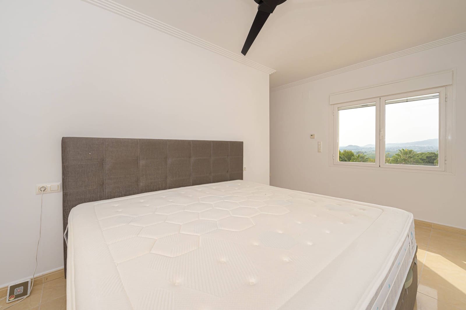 5 soverom Villa til salgs i Beniarbeig med svømmebasseng garasje - € 849 000 (Ref: 9977284)