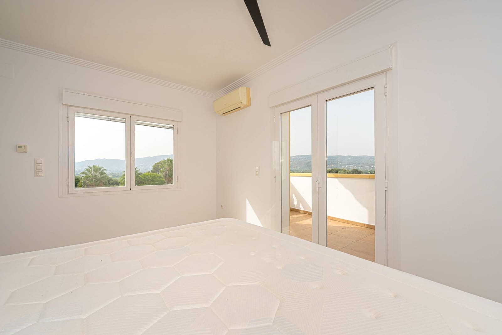 5 soverom Villa til salgs i Beniarbeig med svømmebasseng garasje - € 849 000 (Ref: 9977284)