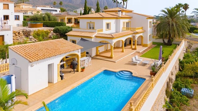 5 soveværelse Villa til salg i Beniarbeig med swimmingpool garage - € 849.000 (Ref: 9977284)