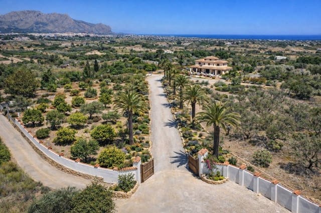 5 soverom Villa til salgs i La Sella med svømmebasseng garasje - € 2 495 000 (Ref: 9978807)