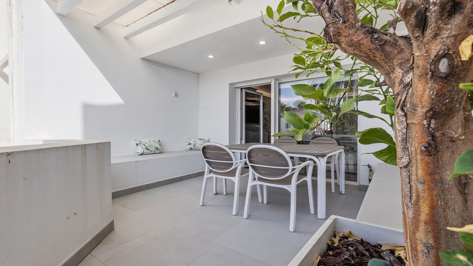 2 chambre Appartement à vendre à Sotogrande avec piscine garage - 315 000 € (Ref: 10017245)