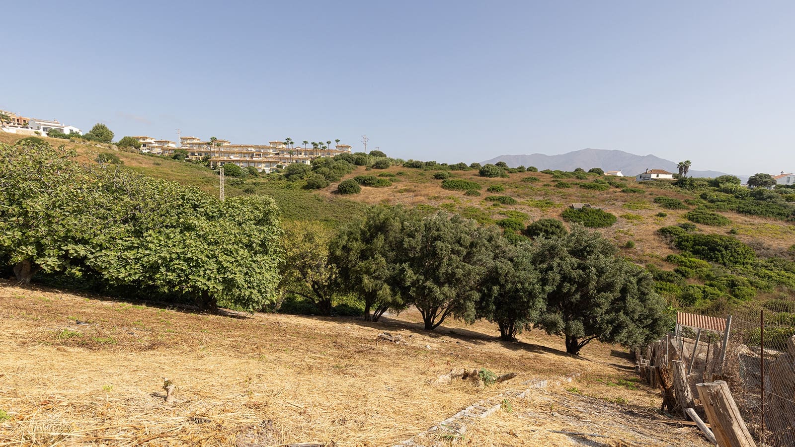 4 bedroom Villa for sale in Manilva with pool garage - € 850,000 (Ref: 10023749)