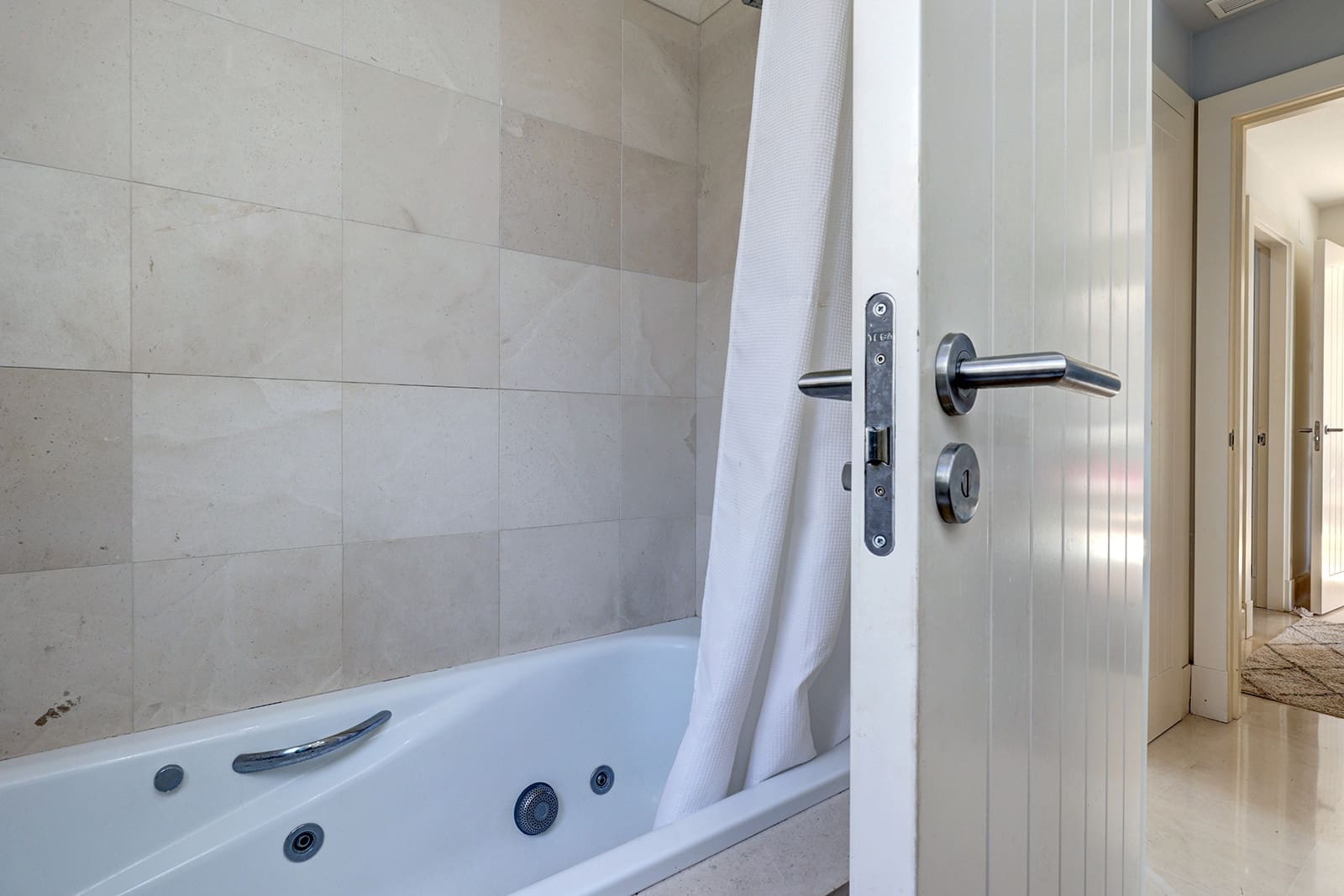 3 Zimmer Apartment zu verkaufen in Casares mit Pool Garage - 675.000 € (Ref: 10033605)